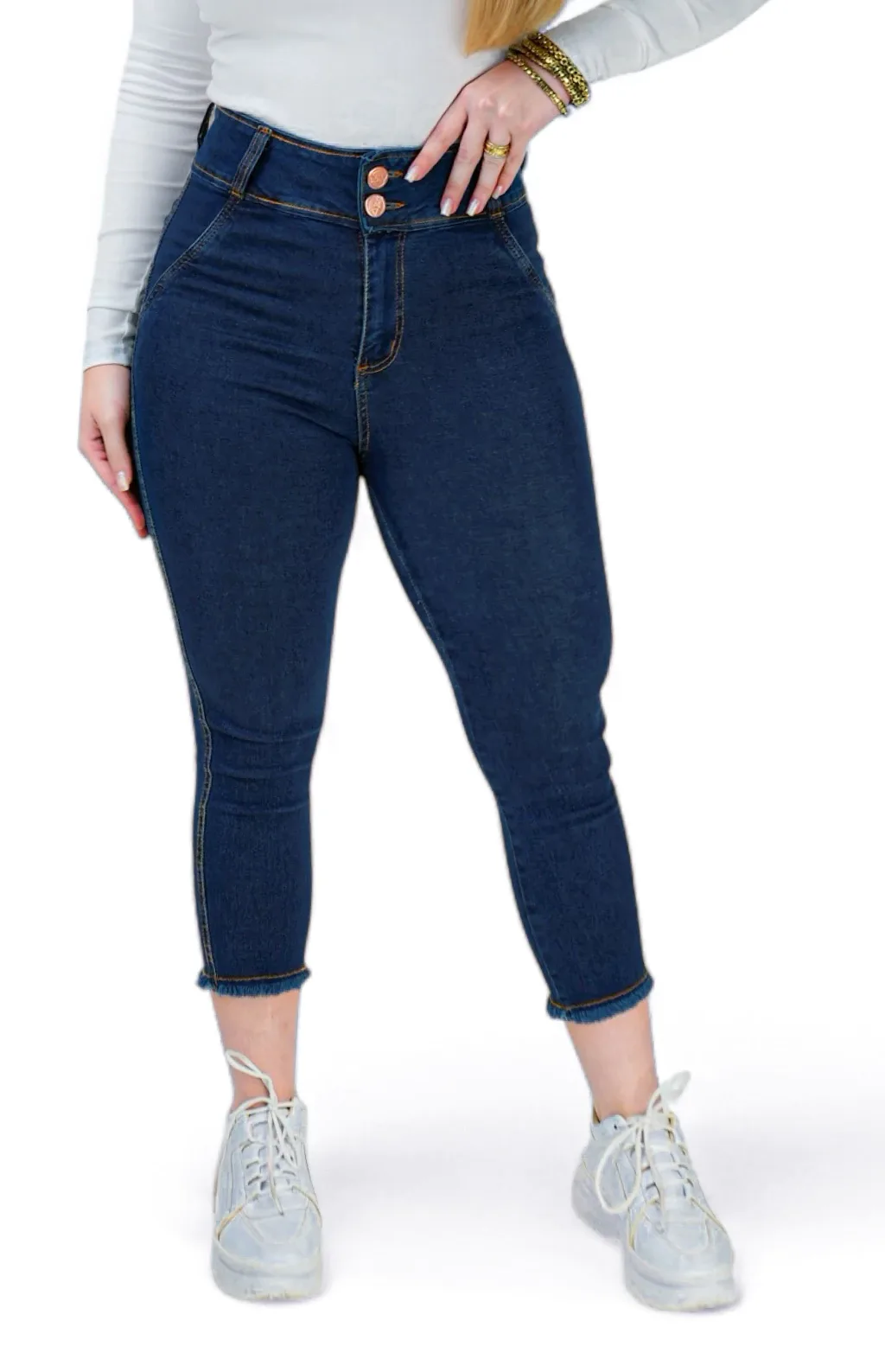 CALÇA JEANS FEMININA - CAPRI MODELADORA BARRA DESFIADA