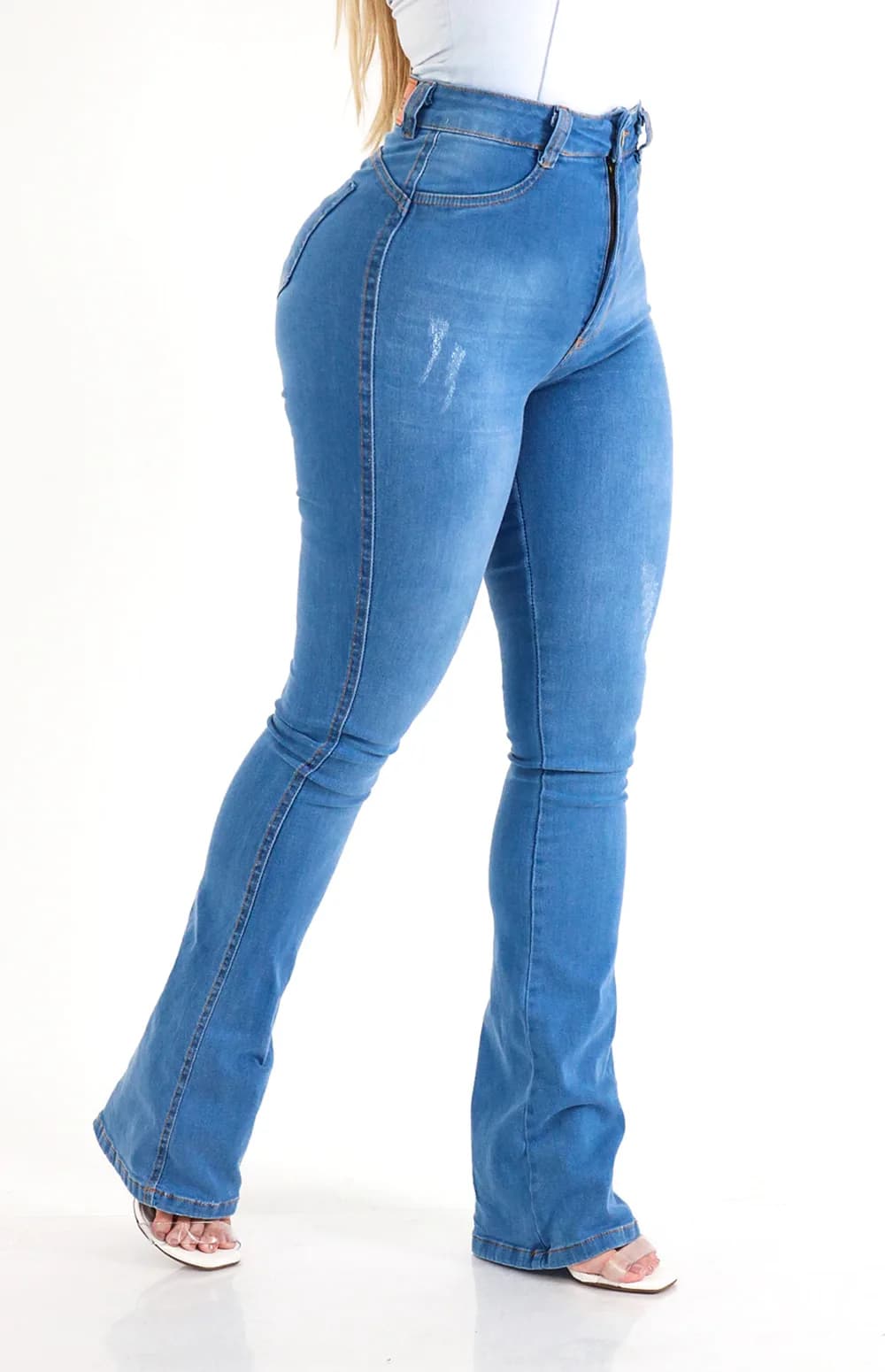 CALÇA JEANS PARA MULHERES ALTAS - SKINNY CLÁSSICA