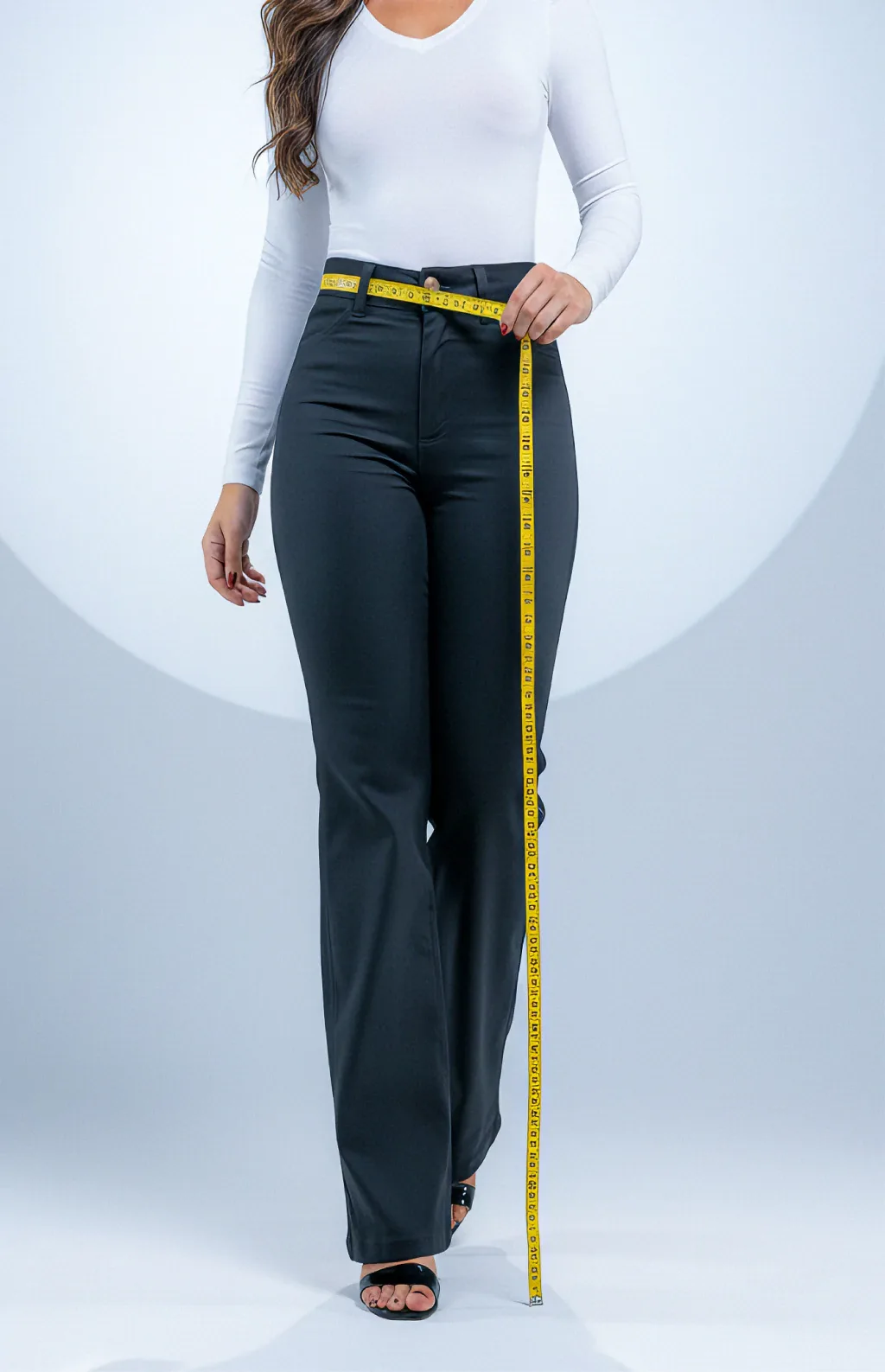 CALÇA JEANS PARA MULHERES ALTAS - WIDE LEG PRETA