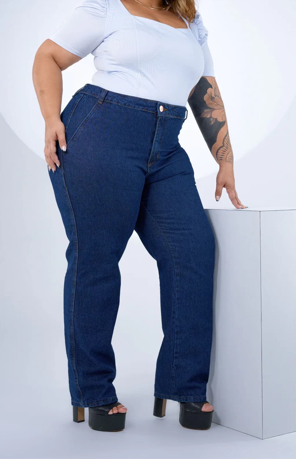 CALÇA JEANS PLUS SIZE - RETA CLASSIC